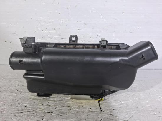 suzuki Swift AZ Oct 2019 AIR CLEANER/BOX 