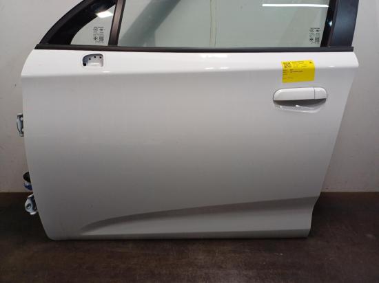 mg 3 Jan 2025 LEFT FRONT DOOR