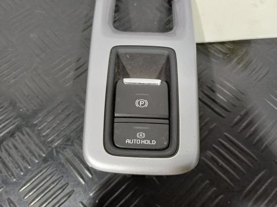 isuzu Mu X Mar 2024 COMBIANTION SWITCH 