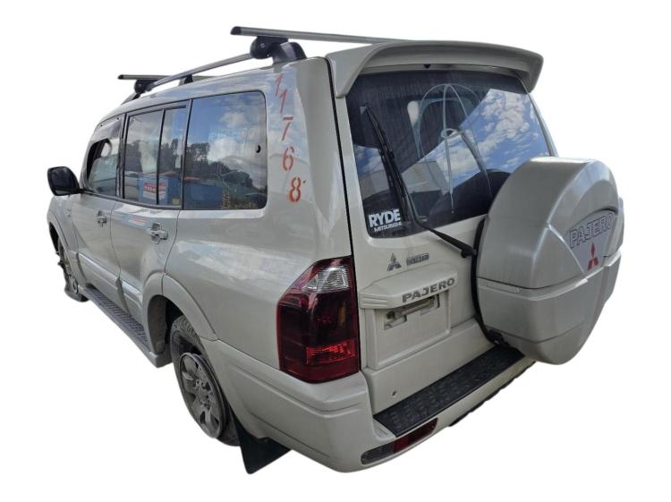 mitsubishi Pajero NP EXCEED Sep 2003 Parts & Wrecking