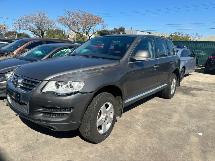 volkswagen Touareg V6 TDI Oct 2007 Parts & Wrecking