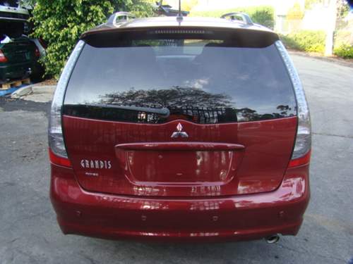 mitsubishi Grandis 2005 Parts & Wrecking