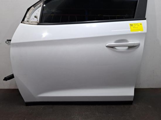 hyundai Tucson TL May 2017 LEFT FRONT DOOR 