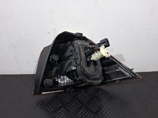 volkswagen Golf 2016 LEFT TAILLIGHT 