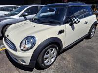 2009 Mini Copper R56 image 1