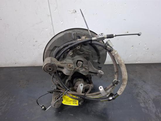 toyota Kluger GSU40R Nov 2013 RIGHT REAR HUB ASSEMBLY 