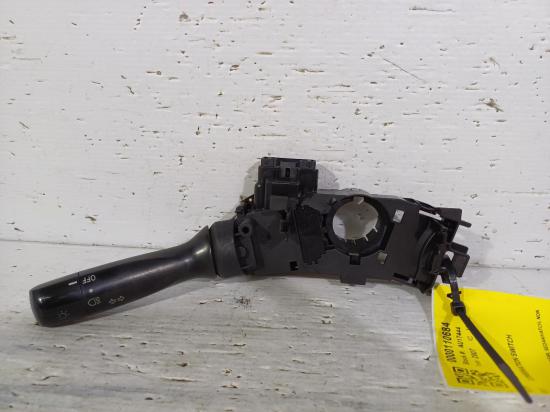 toyota Corolla ZRE152R Sep 2007 COMBIANTION SWITCH