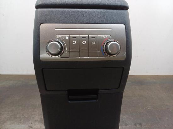 toyota Kluger GSU40R Nov 2013 CONSOLE