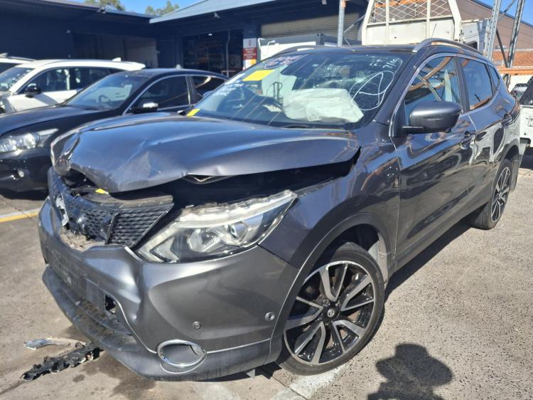 nissan Qashqai J11 Apr 2017 Parts & Wrecking