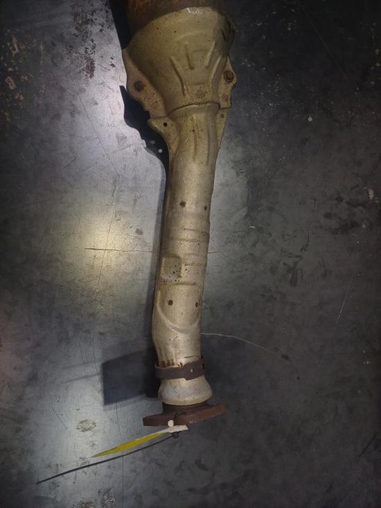 subaru Xv G4X Nov 2014 CATALYTIC CONVERTER