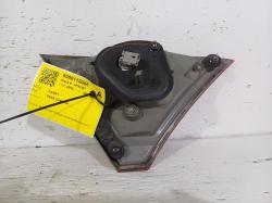 2016 Toyota Camry AVV50R image 1