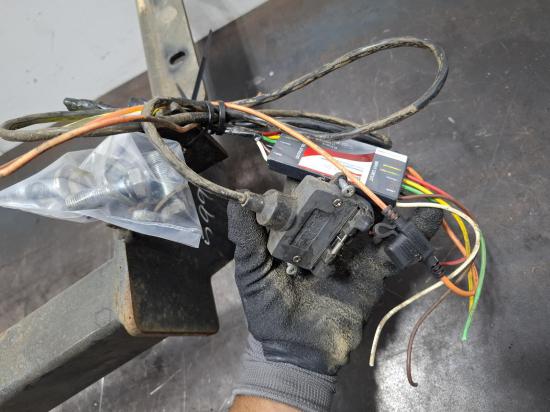 toyota Rav4 ZSA42R Oct 2014 TOWBAR 