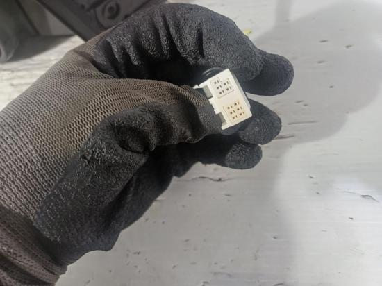 toyota Rav4 ZSA42R Oct 2014 LEFT DOOR MIRROR 