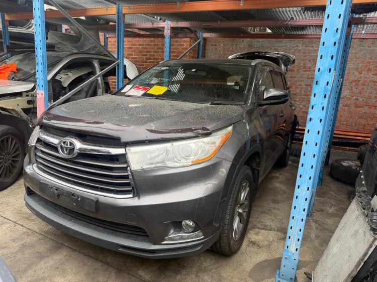 toyota Kluger 2015 Parts & Wrecking