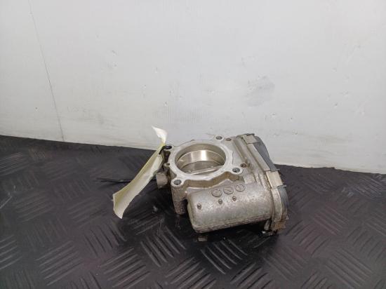 mercedes benz A Class Jul 2016 THROTTLE BODY 