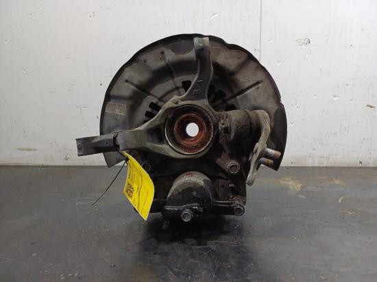 toyota Camry AVV50R Aug 2016 RIGHT FRONT HUB ASSEMBLY 