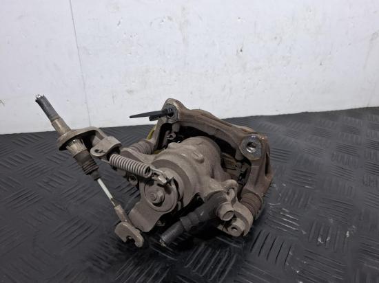 mazda 3 BN Apr 2017 CALIPER 