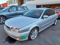 2002 Jaguar X Type X400 3.0I AJ-V6 AUTO 5SPD AWD SE image 1