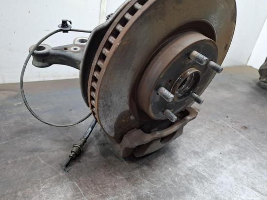 toyota Rav4 ZSA42R Oct 2014 LEFT FRONT HUB ASSEMBLY 