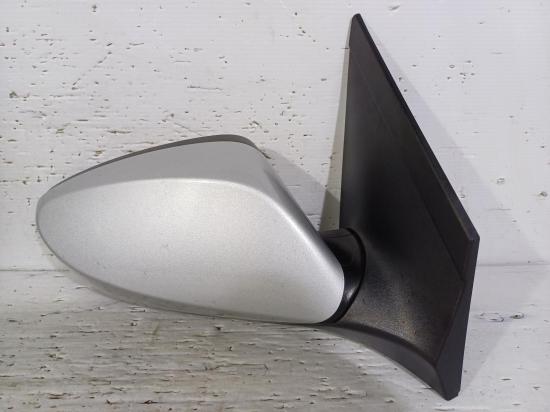 hyundai I30 GD Sep 2015 RIGHT DOOR MIRROR 