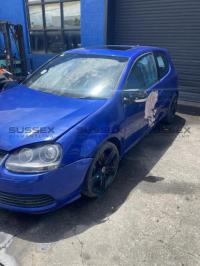 2006 Volkswagen Golf MK5 R32 image 1