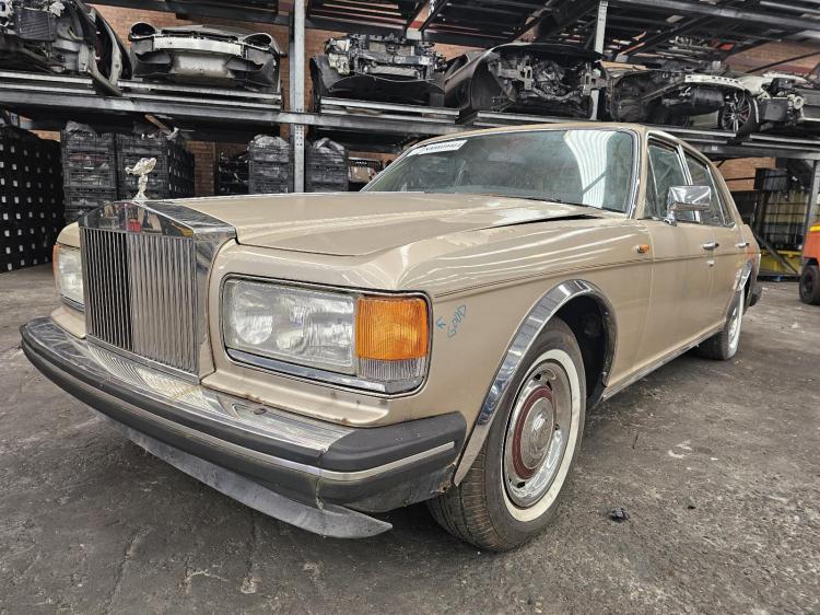 rolls royce Silver Spirit LWB 6.8I CARBY SU AUTO 3SPD RWD - VIN FCH12234 Jan 1981 Parts & Wrecking