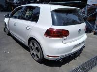 2011 Volkswagen Golf 5K1 image 1