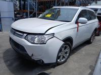 2014 Mitsubishi Outlander ZJ image 1