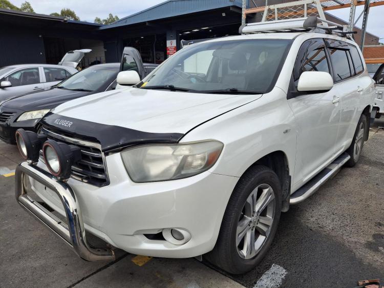 toyota Kluger GSU45R Aug 2010 Parts & Wrecking