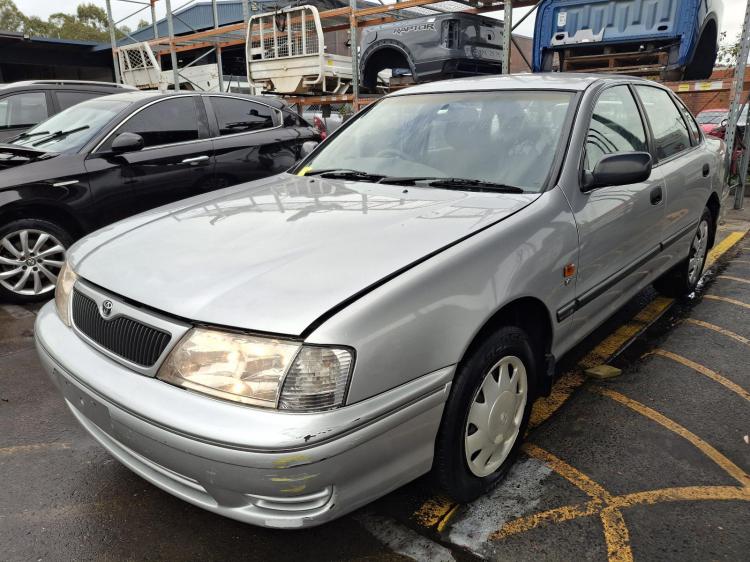 toyota Avalon MCX10R May 2001 Parts & Wrecking