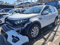 2016 Land Rover Discovery Sport image 1