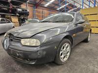 2001 Alfa Romeo 156 2.0L WAGON AR32301 5SPD AMT FWD 16V TWIN SPARK image 1