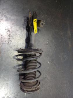 2016 Toyota Camry AVV50R image 1