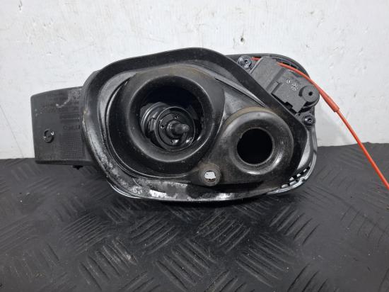 audi Q7 4M Dec 2017 FUEL DOOR / FILLER 