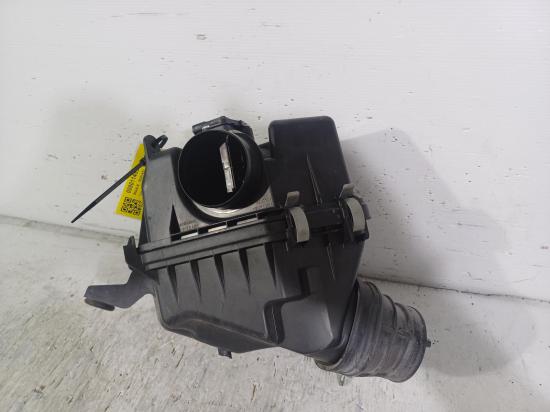 honda Hrv Apr 2015 AIR CLEANER/BOX 