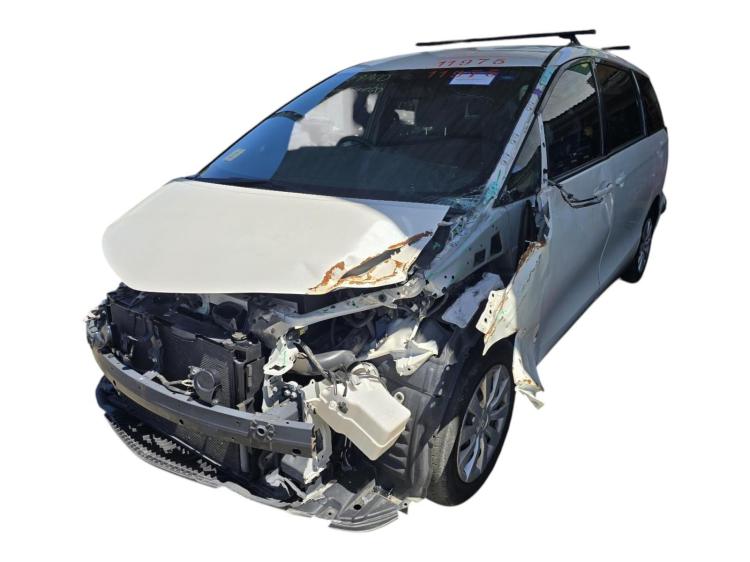 toyota Tarago ACR50R GLI Sep 2016 Parts & Wrecking