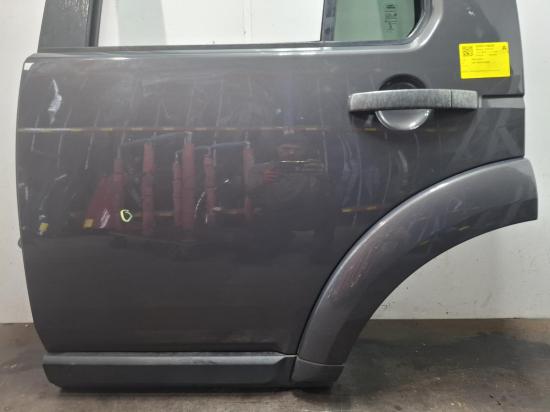 land rover Discovery SERIES 4 Aug 2015 LEFT REAR DOOR 