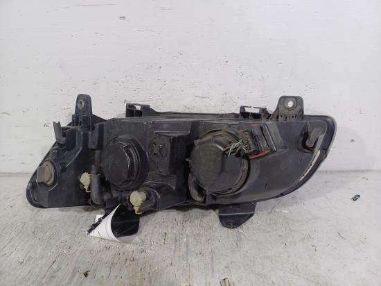 holden Commodore 2006 RIGHT HEADLAMP 