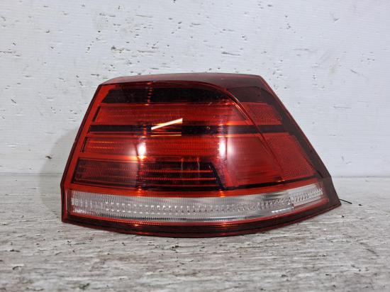 volkswagen Golf A7 Feb 2017 RIGHT TAILLIGHT 