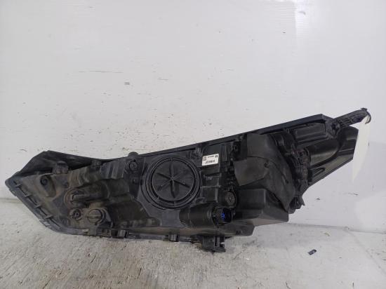 hyundai Tucson TL May 2017 RIGHT HEADLAMP 