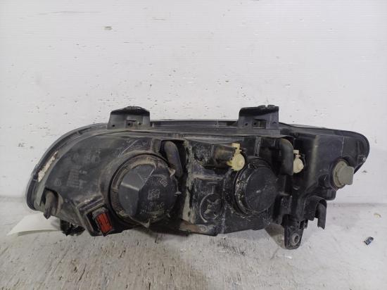 holden Commodore VE Nov 2012 RIGHT HEADLAMP 