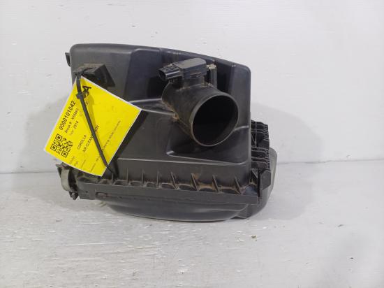 toyota Corolla SX Jun 2014 AIR CLEANER/BOX 