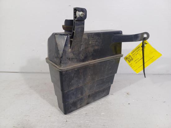 toyota Corolla SX Jun 2014 AIR CLEANER/BOX 