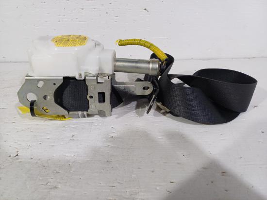 toyota Corolla SX Jun 2014 SEAT BELT 