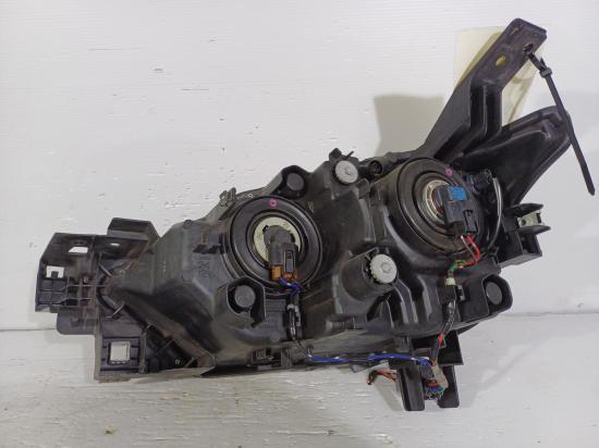 mazda Cx 3 MAXX FWD May 2017 RIGHT HEADLAMP 