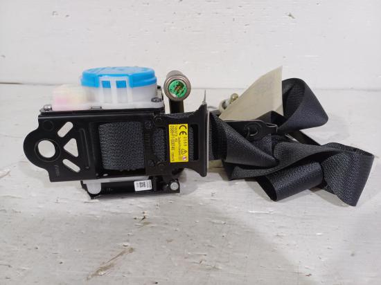 mazda 3 TOURING Oct 2015 SEAT BELT 