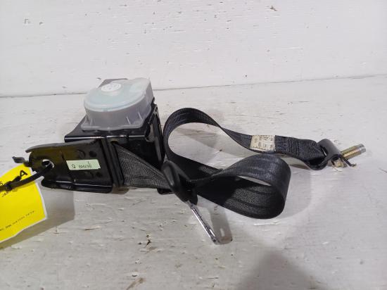 mazda 3 TOURING Oct 2015 Seat Belt 