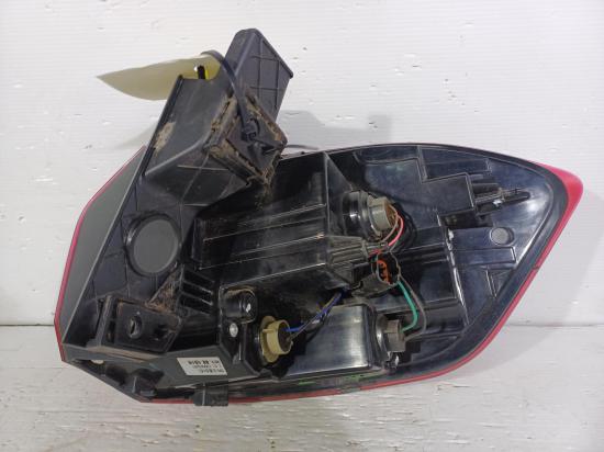 ldv D90 LUXE 4WD Jan 2019 LEFT TAILLIGHT 