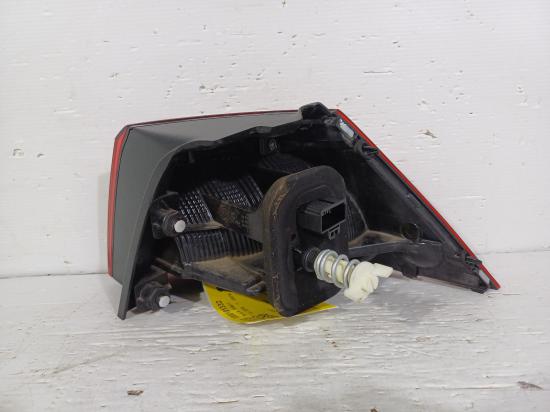 volkswagen Golf 110 TSI COMFORTLIN Feb 2019 LEFT TAILLIGHT 