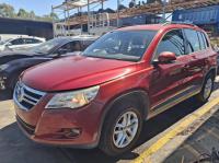 2009 Volkswagen Tiguan image 1